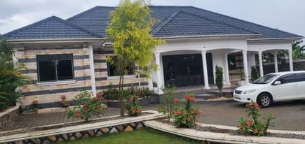 A picture of Country home on Quick sale located kavule Kiwebwa semuto road