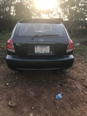 A picture of Kia Rio 2004 Neatly used Manual Gear Engine Gear and