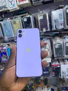 A picture of Iphone 11