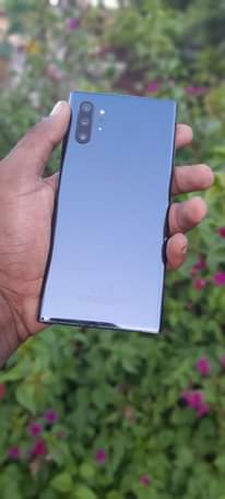 A picture of Samsung galaxy note 10 Gb256 Ram 8 Njoo na 370