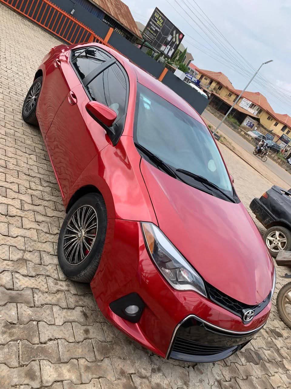 A picture of 2015 Toyota corolla