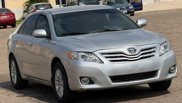 A picture of 2008 Toyota Camry LE Belgium standard