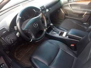 A picture of Mercedes benz c 240
