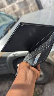 A picture of Njoo uchukue Min laptop kwa Bei ya elfu 60 tu