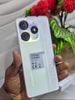 A picture of Offer offer offer 250 000 tu zipo chache zimefika dukani