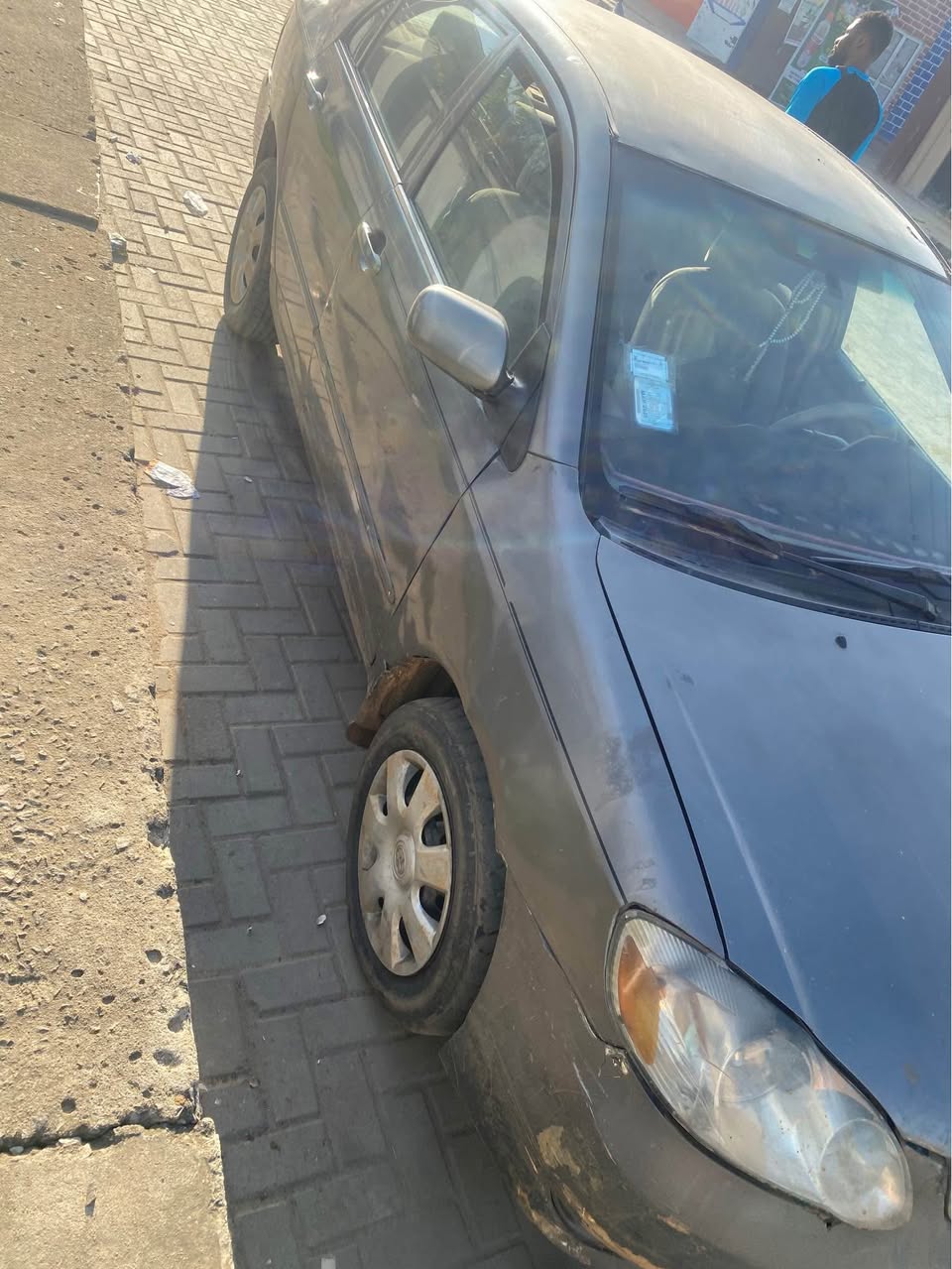 A picture of Corolla 04