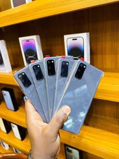A picture of S8 300k S8 370 S9 400 S9 450 S10 550
