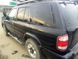 A picture of Nissan pathfinder
