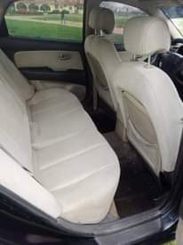 A picture of Hyundai Elantra 2008