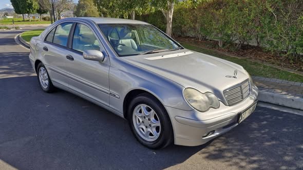 mercedes benz c180