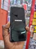 A picture of Samsung galaxy s9 250000shs