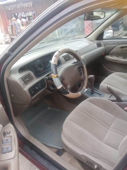 A picture of Registered Toyota Camry 2001 Droplight