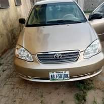 A picture of Toyota corolla 04