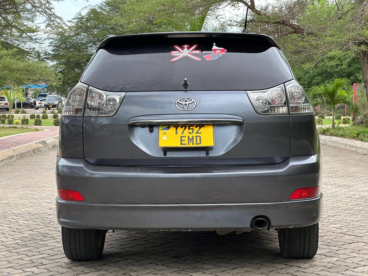 A picture of Car Price 32 5milion Toyota Harrier Reg T752 EMD Year