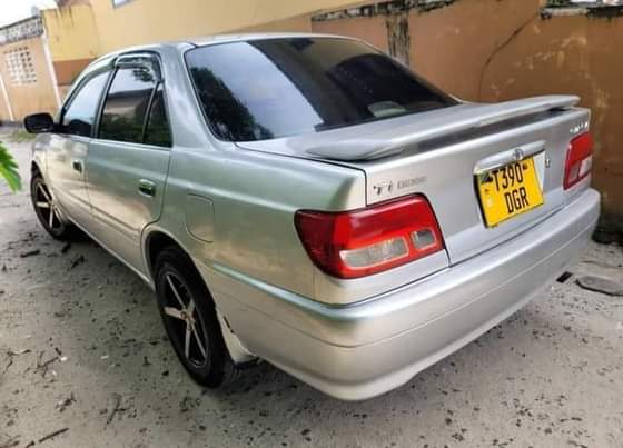 A picture of TOYOTA CARINA TI 4 5M 0743173980