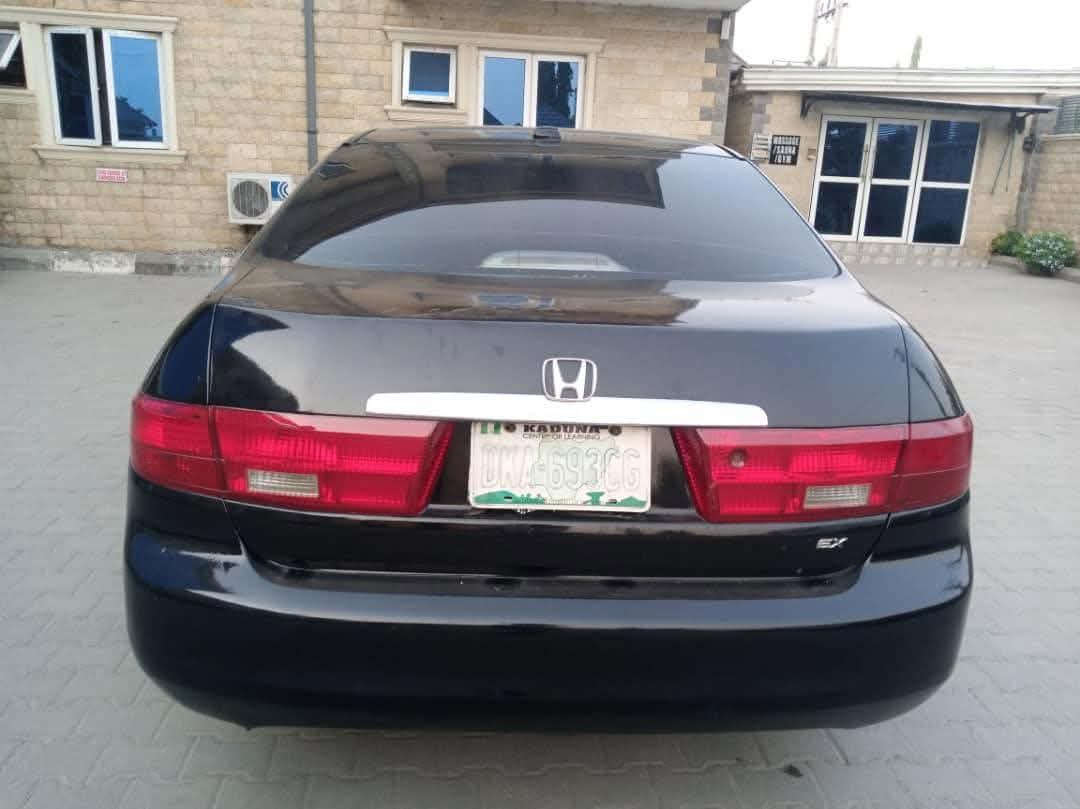 A picture of 2004 Honda accord