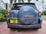 A picture of 2006 TOYOTA RAV 4