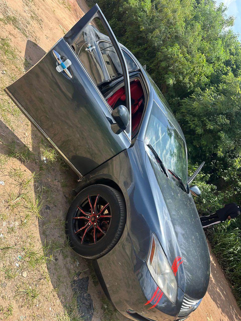A picture of 2010 Lexus ES350