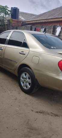 A picture of Toyota Camry v6