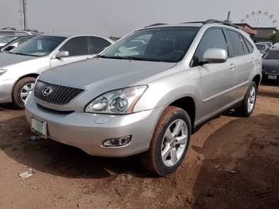 A picture of For sale Slightly used 2007 Lexus RX 350 Full option