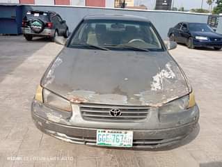 A picture of Toyota Camry 1999