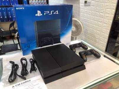 A picture of Ps4 fat mpya