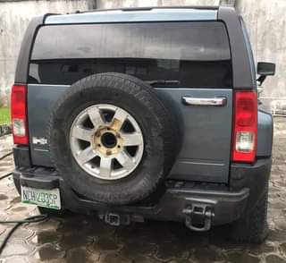A picture of Hummer H3 Jeep Everything is in perfect condition Except the