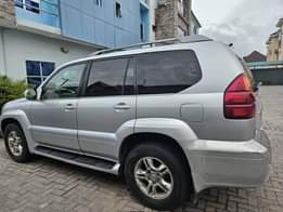 A picture of Super clean 06 gx470 toks standard super clean everything is