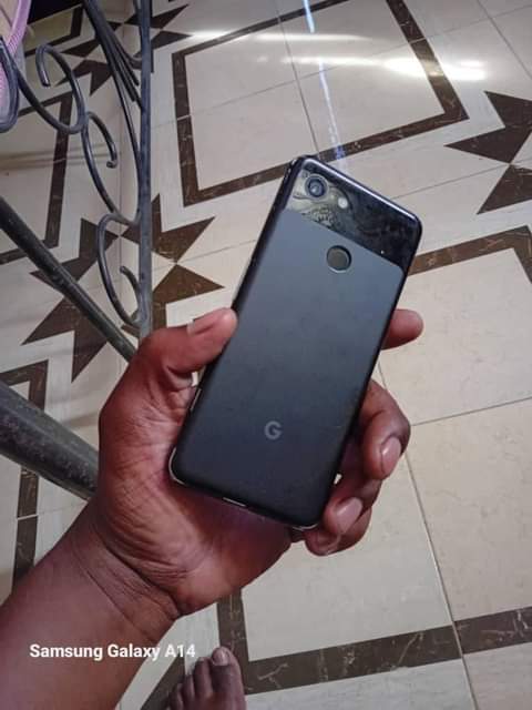 A picture of Pixel 3