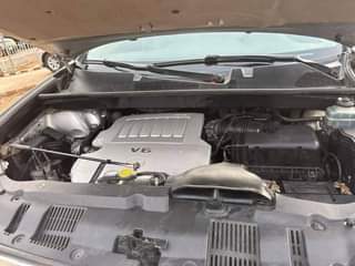 A picture of Extremely clean Toyota Highlander 2009 upgraded to 2013 Untampered engine