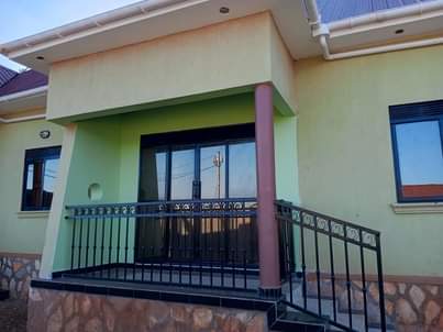 A picture of 2 bedrooms house for rent in mukono