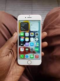 A picture of iPhone 7 Plain 32gb bei 180 000 0692853914 battery 88