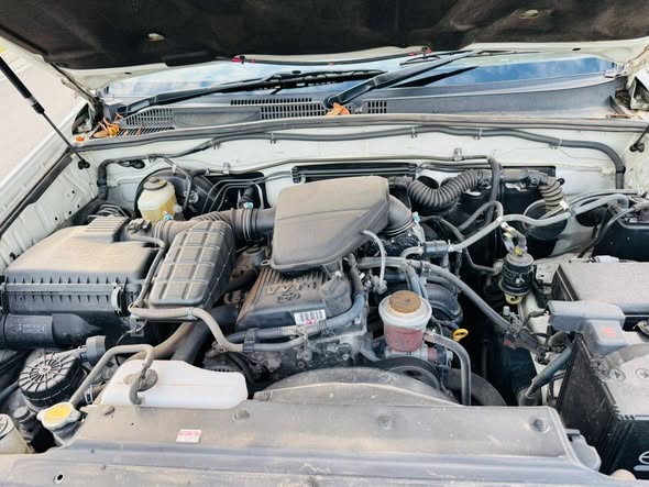 A picture of Toyota Prado 120 series Year 2007 2TR engine Automatic Price
