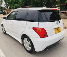 A picture of TOYOTA IST MPYAA SANA