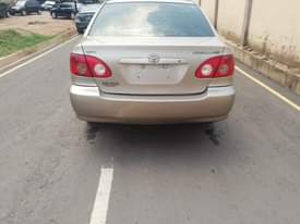 A picture of Toyota Corolla 06