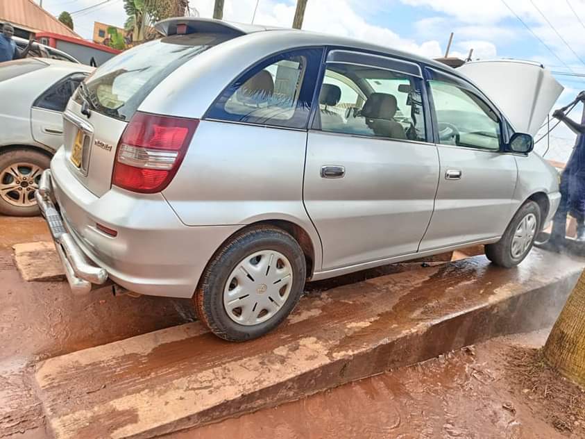 toyota nadia