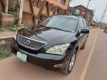 A picture of Lexus RX 330