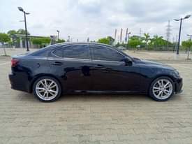 A picture of IS250