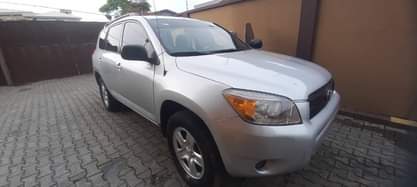 A picture of 2007 model Toyota RAV4 Registered but used Pure first body