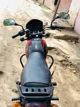 A picture of BOXER SAFI BEI 1000000 LOCATION KIMARA MWISHO PG CM 0787037554