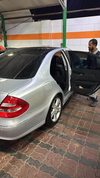 A picture of E 350 Benz 2006 whatsp only 0504277912