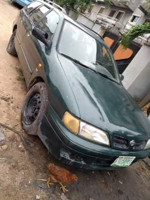 A picture of 1998 Nissan Primera