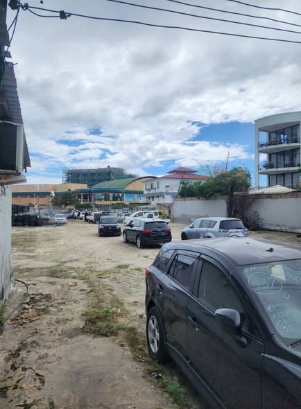 A picture of Plot for sale with clean title dead Location Opposite shoppers