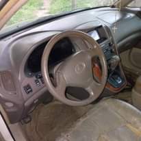 A picture of Lexus Rx 300