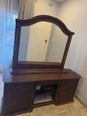 dressing table