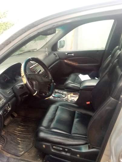 A picture of highlightAcura MDX nothing to fix Everything working buy and drive