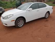 A picture of Lexus ES330