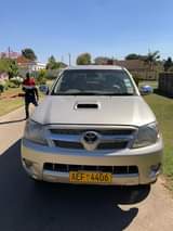 used toyota hilux