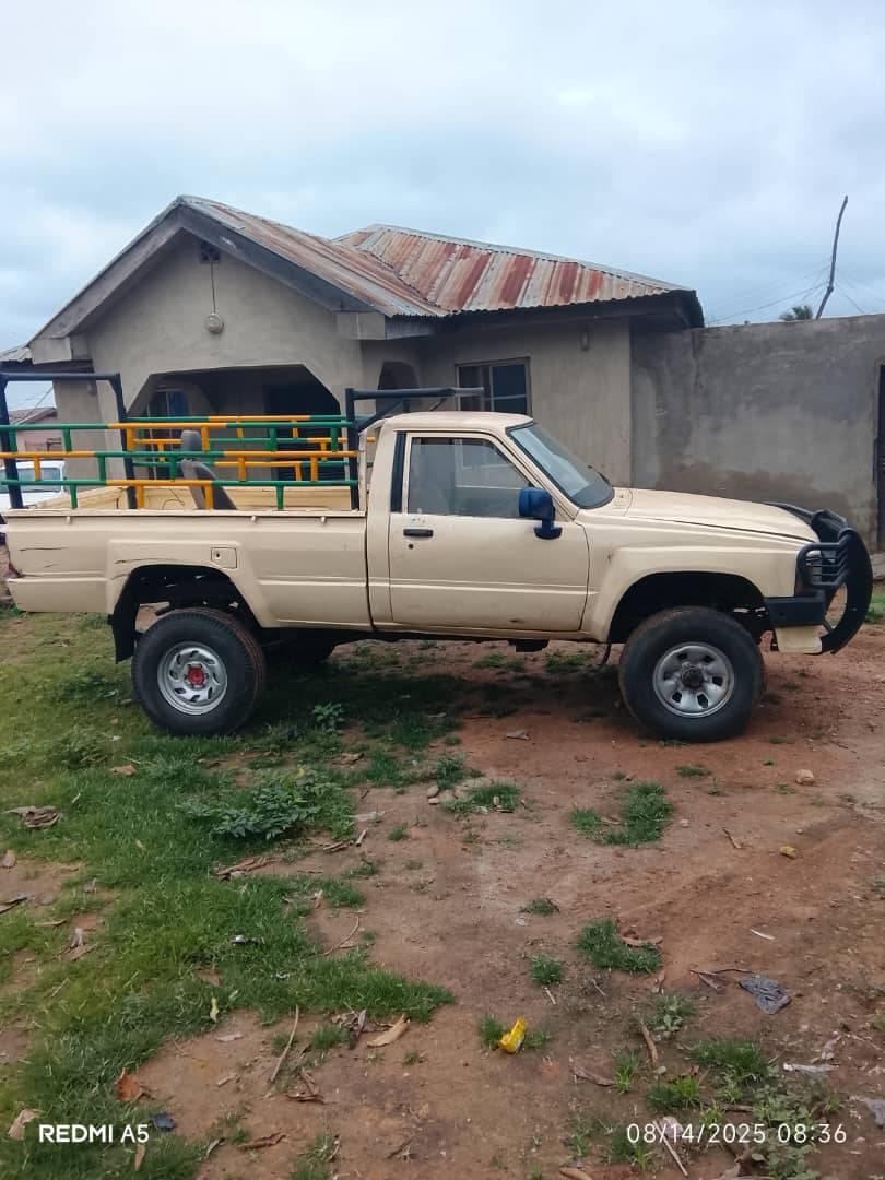 A picture of Toyota 4runner
