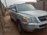 A picture of Honda pilot